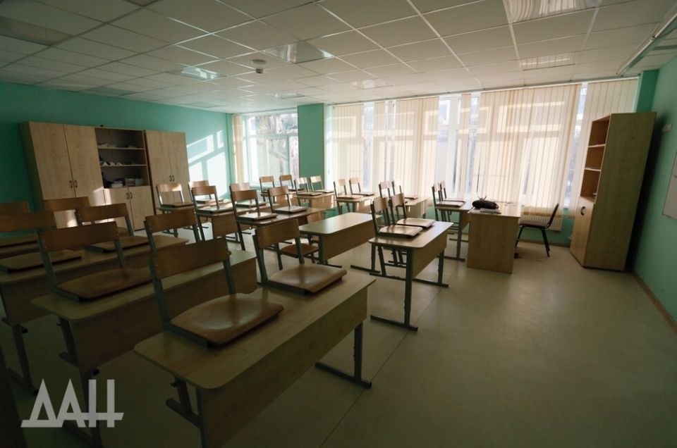 Более 3,5 тыс. маленьких дончан впервые сядут за парты в сентябре