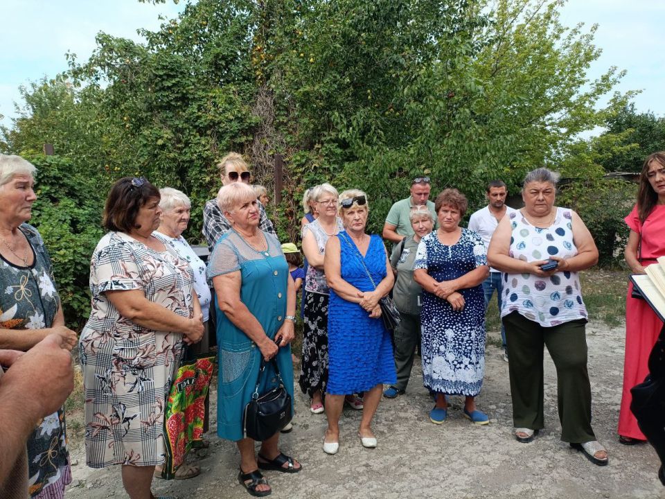 Председатель #Комитет_Народного_Совета_по_ЖКХ Анна Кондрыкинская провела сходы граждан в поселке Осипенко в Горняцком районе Макеевки