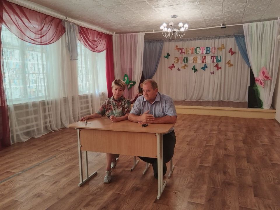 Сергей Назаров встретился с коллективом Дома детского творчества