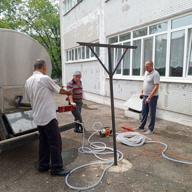 Во исполнение поручения Главы Донецкой Народной Республики Дениса Владимировича Пушилина о ведении постоянного диалога с жителями республики, председатель Дебальцевского городского совета Сергей Шульженко проконтролировал...