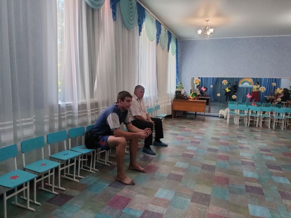 В Кировском внутригородском районе продолжаются встречи с населением