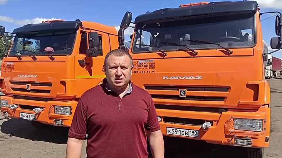 Сергей Ермаков: Поставлены на учет два новых водовоза объемом по 12 м, полученные от Самарской области