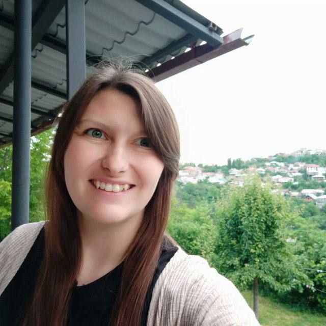 Сегодня День Рождения празднует заведующий информационно -аналитического сектора Администрации муниципального образования городского округа Харцызск, Евгения Поляченок!