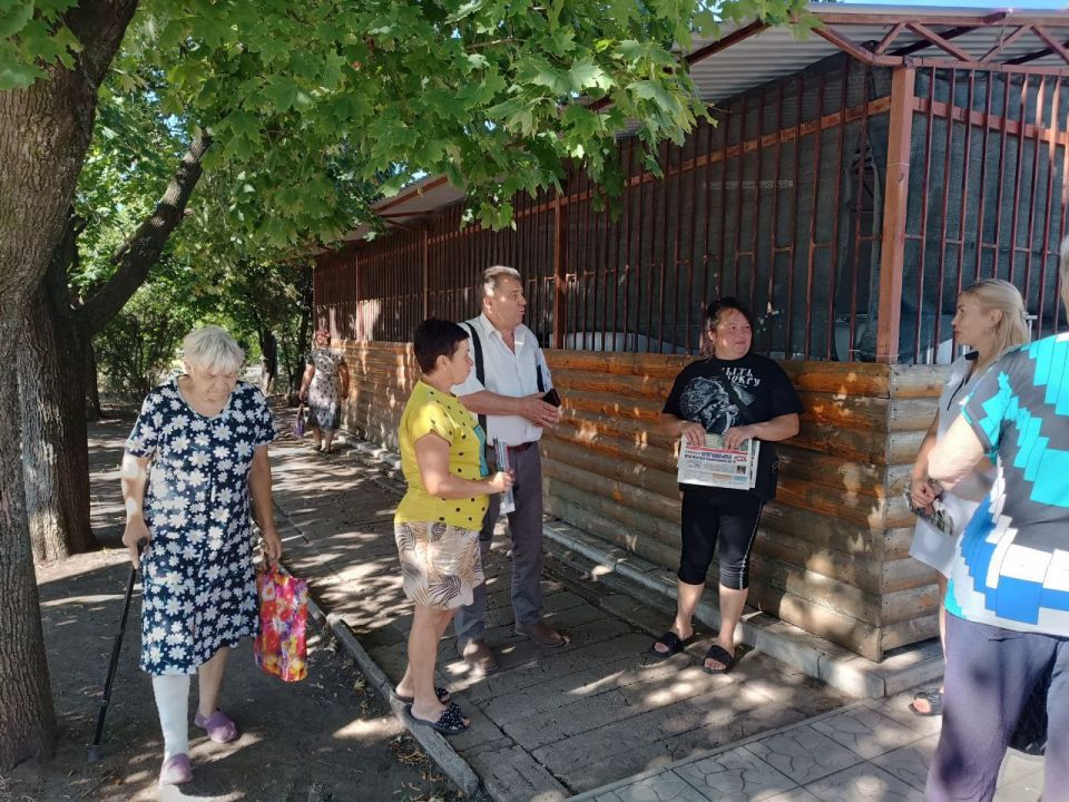 Таймураз Арсоев: Встретился с жителями с. Кировское: обсудили важные вопросы, касающиеся жизни села, округа и региона в целом