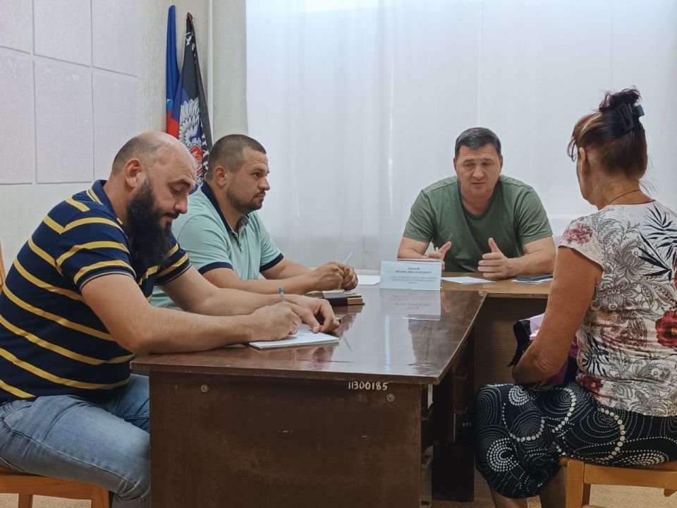 Игорь Лызов: Провёл приём в администрации Амвросиевского муниципального округа