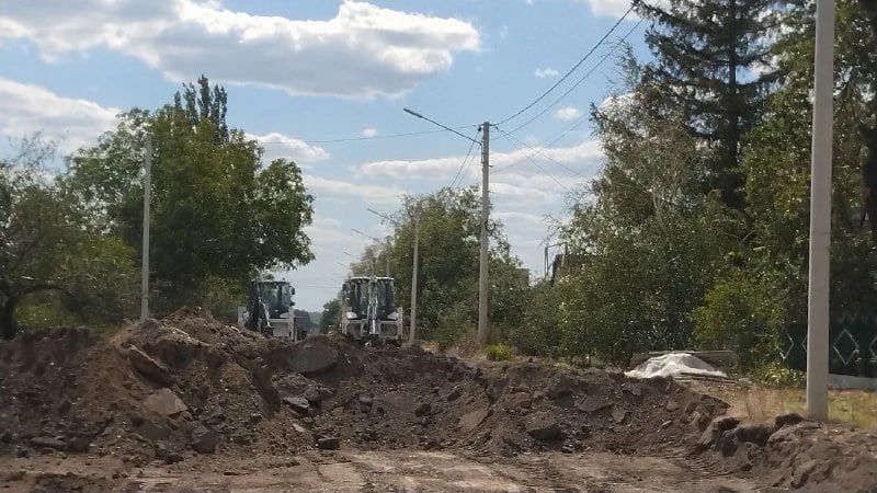 Константин Зинченко: Продолжается масштабный ремонт дорог в Республике