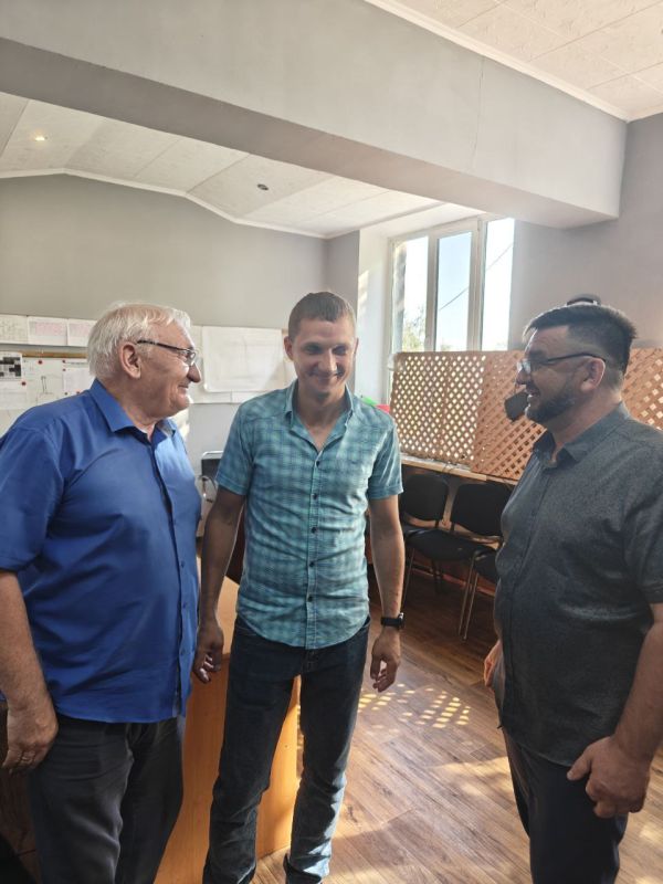 Депутат Шахтерского муниципального совета ответил на вопросы ждановцев