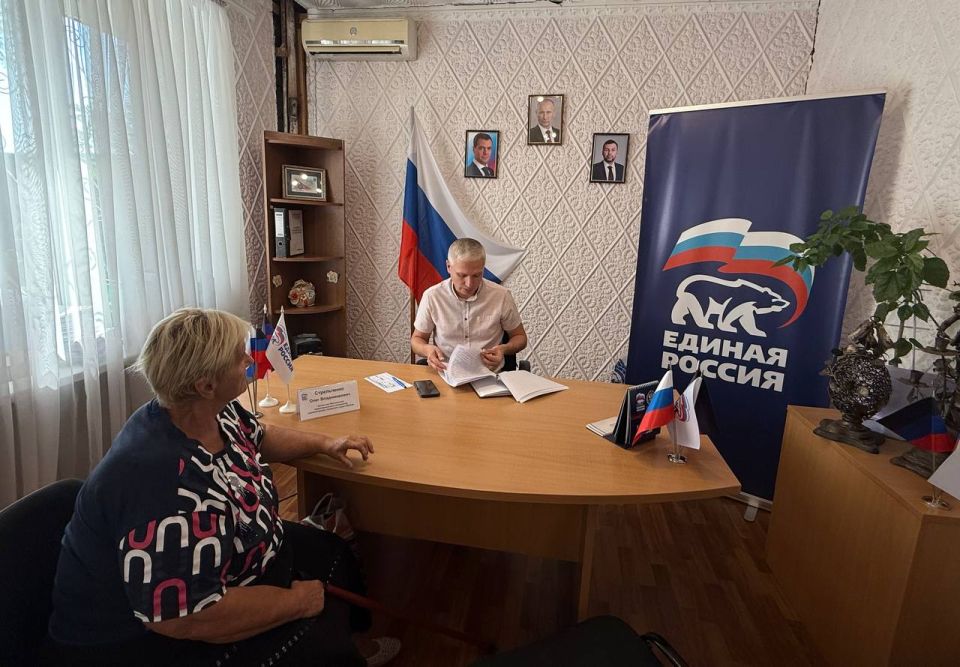 18 августа провёл приём граждан города Моспино