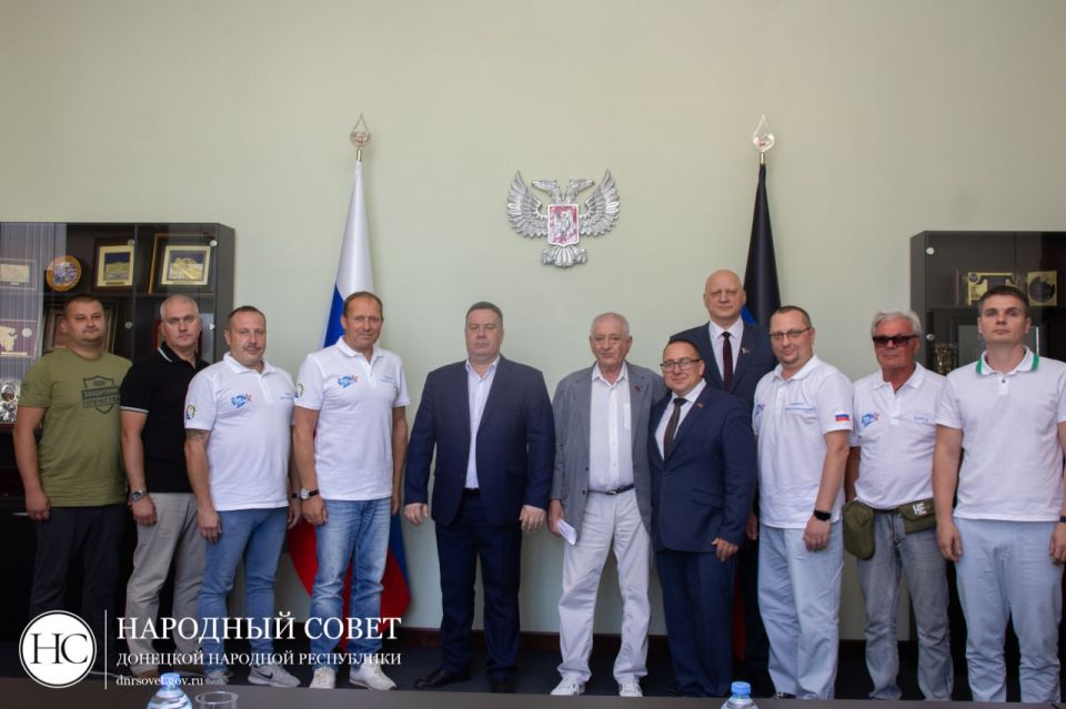 Константин Кузьмин встретился с активом Севастопольского городского отделения ЛДПР