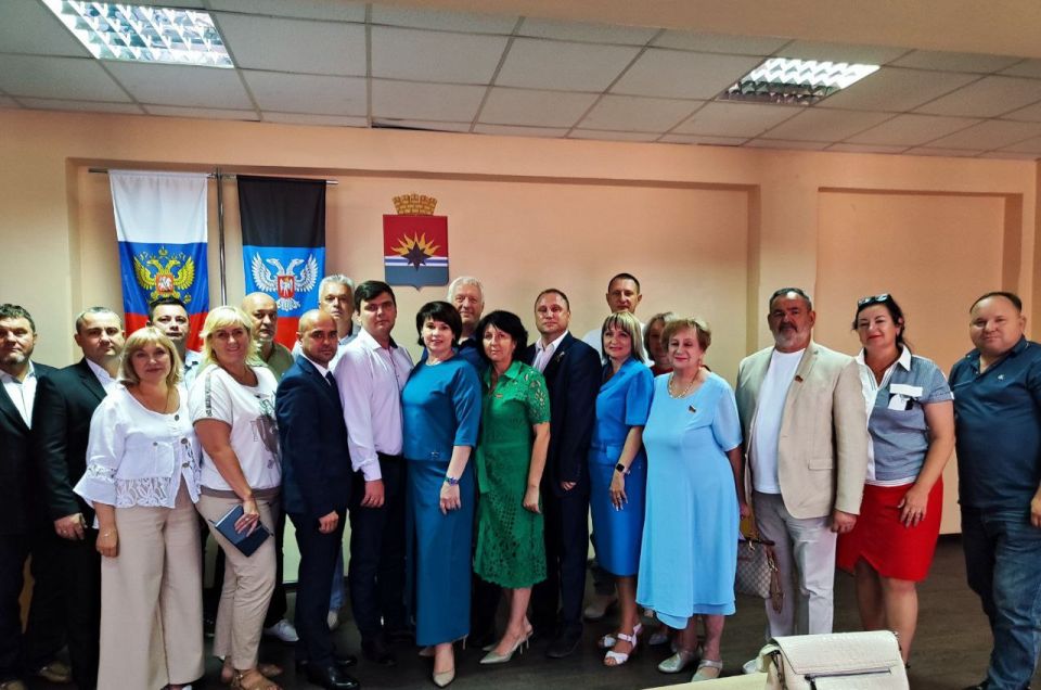 19 августа 2025 года состоялось внеочередное заседание Торезского городского совета Донецкой Народной Республики первого созыва