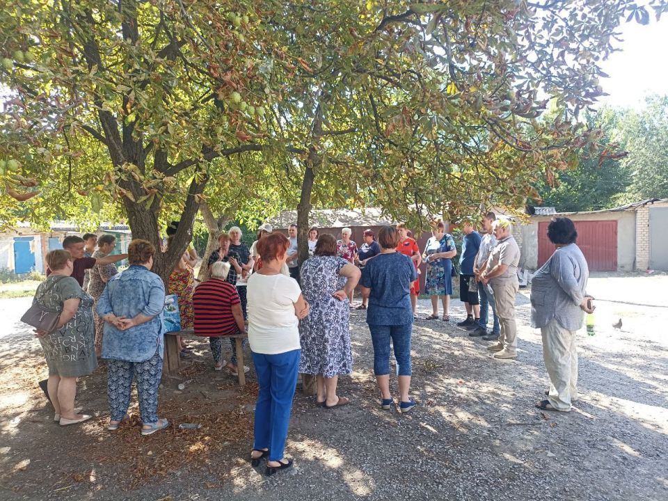 Николай Михайлов: 19 августа провел встречу с жителями улицы Богдана Хмельницкого города Комсомольское