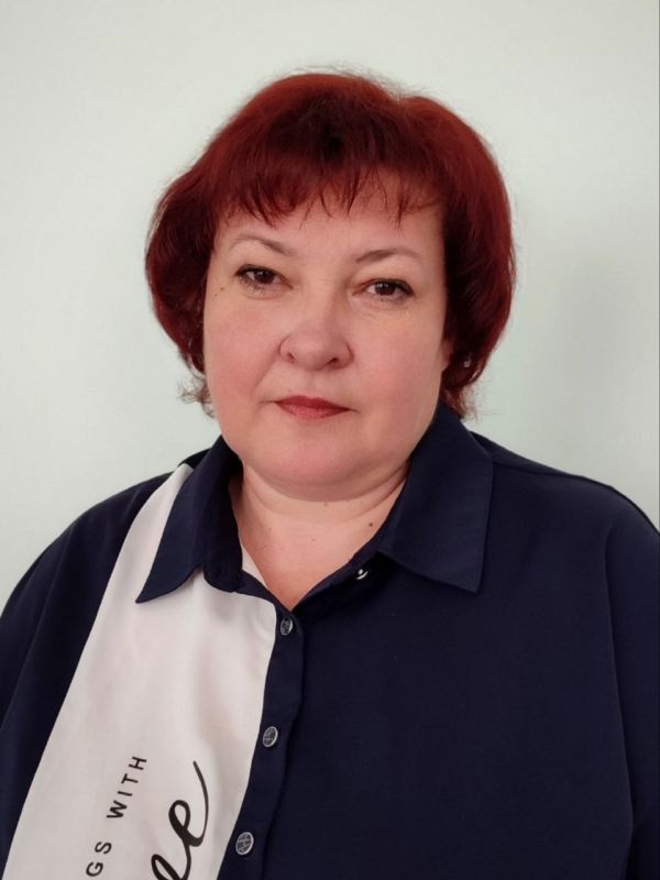 Докучаевское местное отделение Партии "Единая Россия" от всей души поздравляет с Днём рождения нашего активного лидера, директора Докучаевской школы № 3 Кравченко Татьяну Станиславовну!