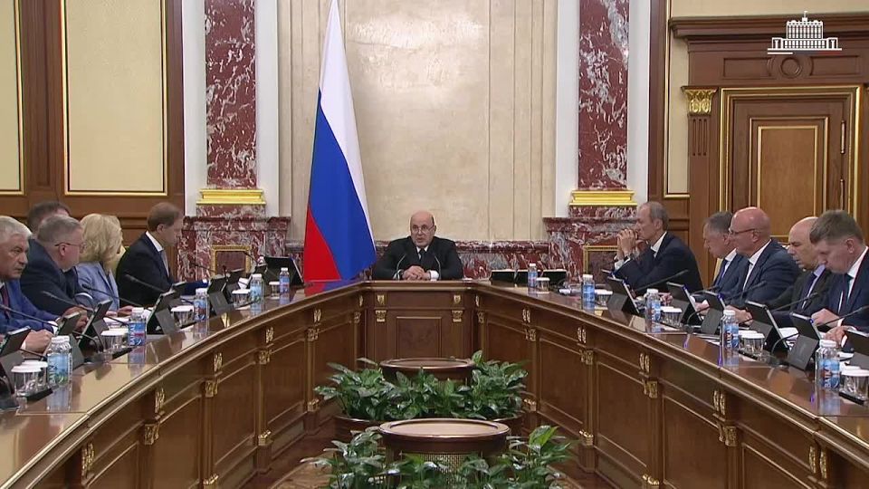 ����� 60 ���� ������ ������������� �������� �� �������� ������������������ � ������������������� ����������� ������