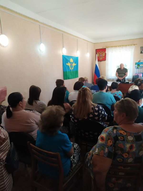 Начальник Успенского территориального отдела Сергей Шпорт встретился с населением с. Успенка