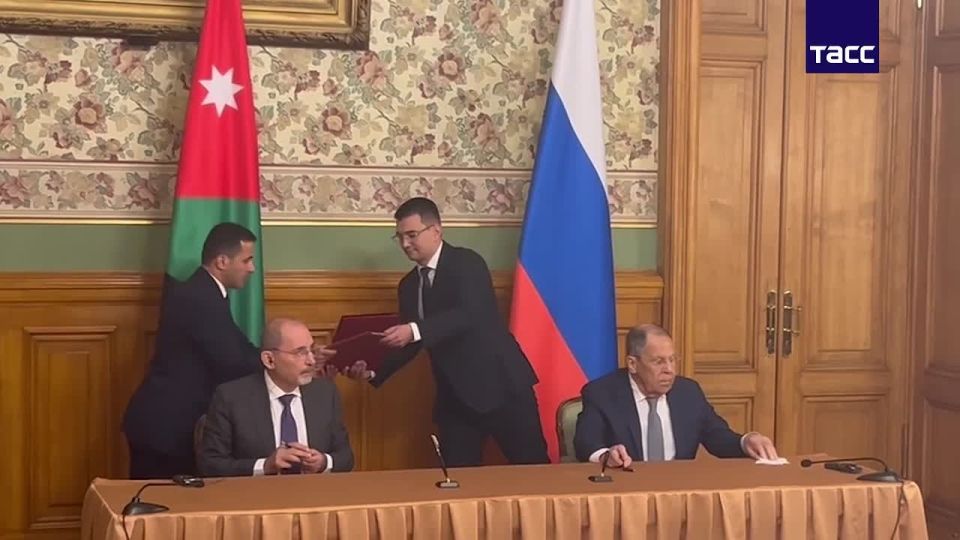 ������ � �������� ���������� ��������� ���������� �� ������ �������� ������ ��� ������������� ������� � ���������� ����� ��� ���������� �� 30 ���� �� ��� � �������� �� 90 ���� � ������� ����