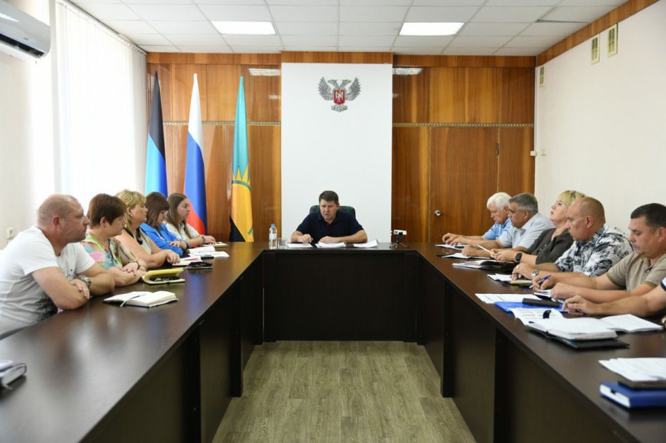 В городском округе Макеевка состоялось заседание политического совета местного отделения Всероссийской политической партии «Единая Россия»