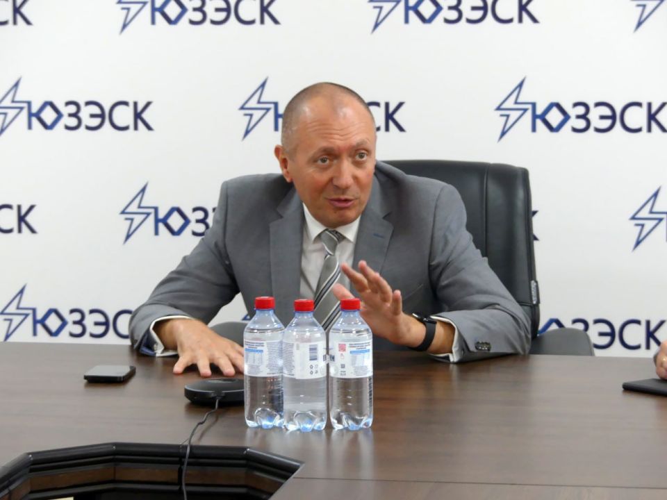 Депутат Андрей Иченко, #Комитет_по_промышленности_и_торговле фракция «Единая Россия», провел встречу с трудовым коллективом акционерного общества «Юго-Западная Электросетевая Компания»