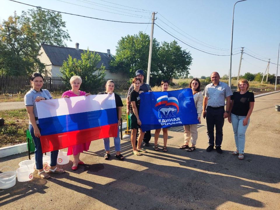 Сегодня, 21 августа, с целью поддержания чистоты и наведения порядка в городе в преддверии праздника Дня флага России и в рамках еженедельной экологической акции «Чистый четверг», партийного проекта «Городская среда»...