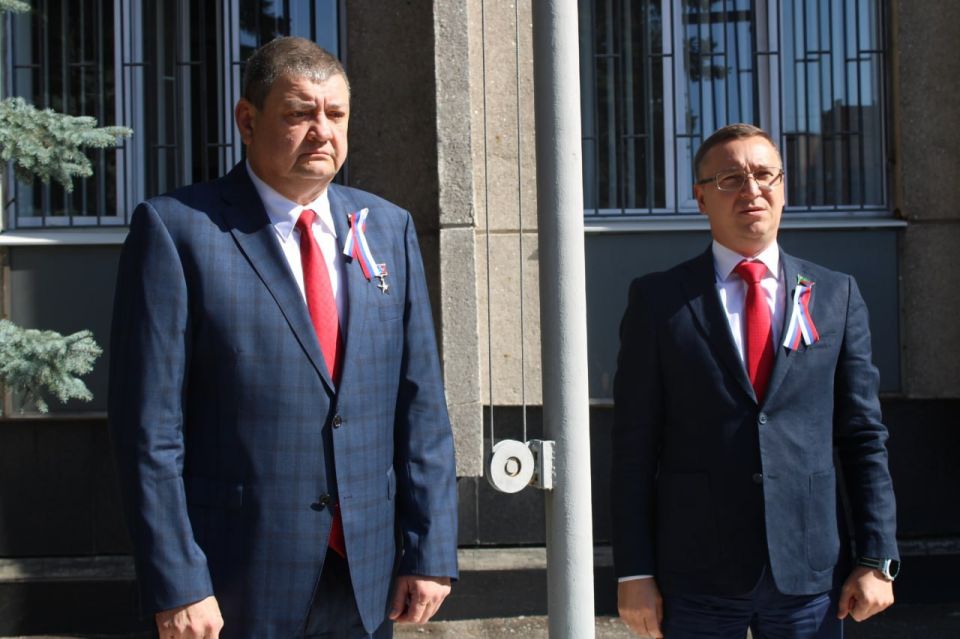 Роман Конев: В пятницу, 22 августа 2025 года, принял участие в церемонии торжественного поднятия российского флага в Горловке