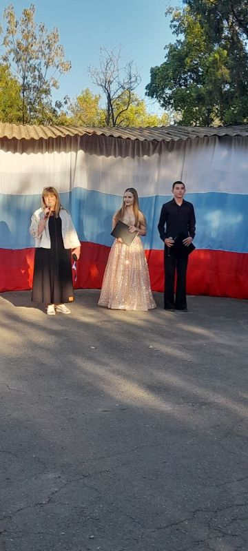 Николай Михайлов: В Комсомольское прошел праздничный концерт ко Дню флага Российской Федерации