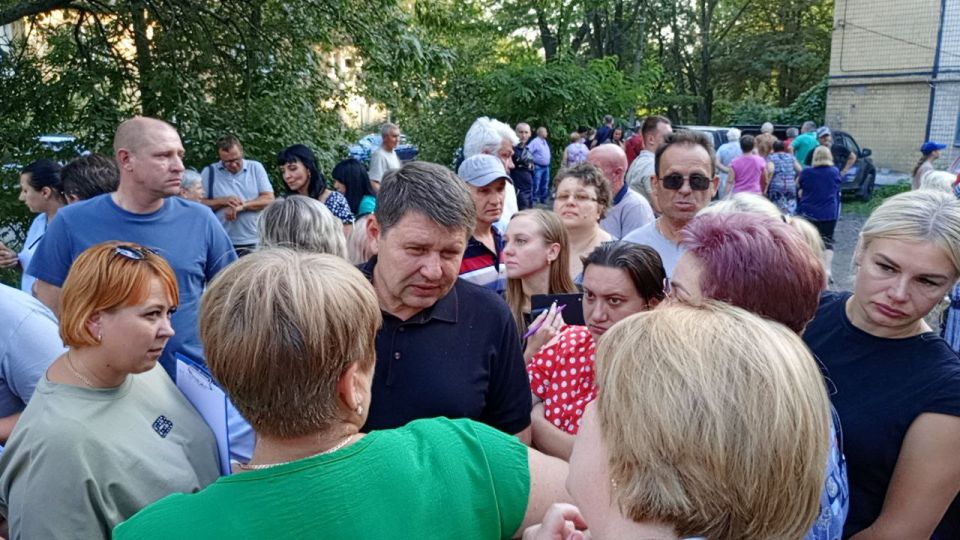 Владислав Ключаров: Встретился с жителями посёлка Крупской в Червоногвардейском районе