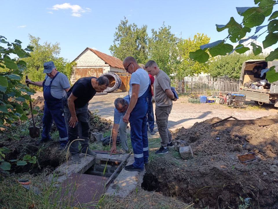 Константин Зинченко: Выполняя поручение Главы ДНР Дениса Пушилина выехал для решения проблемы с водоснабжением