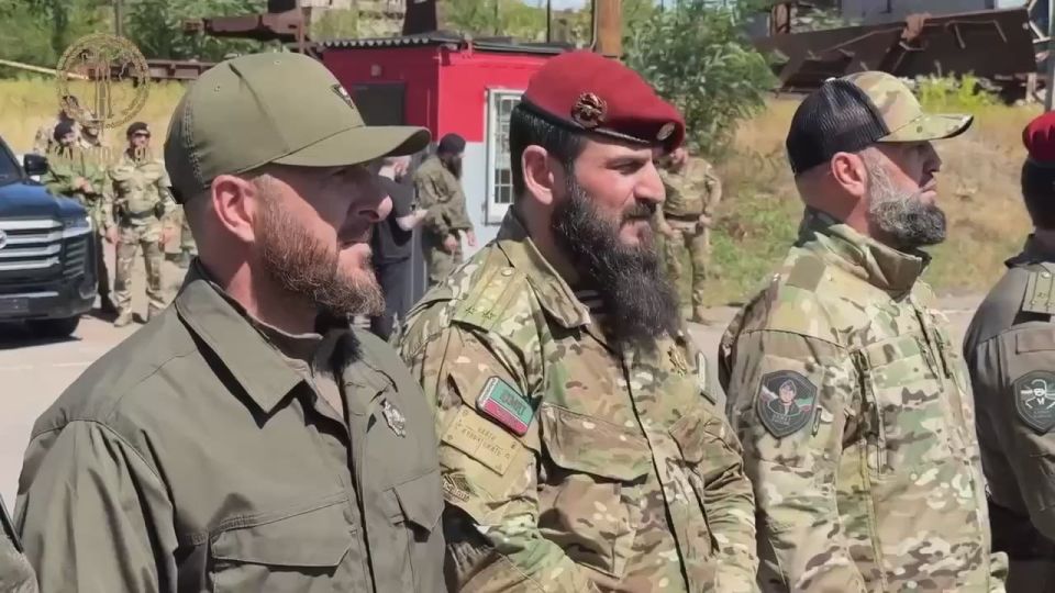 Адам Делимханов: В рамках исполнения поручений моего ДОРОГОГО БРАТА, Главы ЧР, Героя России, генерал-полковника РАМЗАНА АХМАТОВИЧА КАДЫРОВА, вместе с уважаемыми БРАТЬЯМИ – Председателем Правительства ЧР, руководителем...