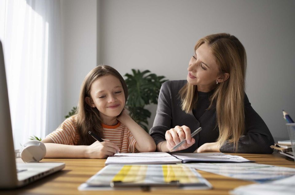 Пушилин назвал число учебных заведений, которые продолжат работу на дистанте