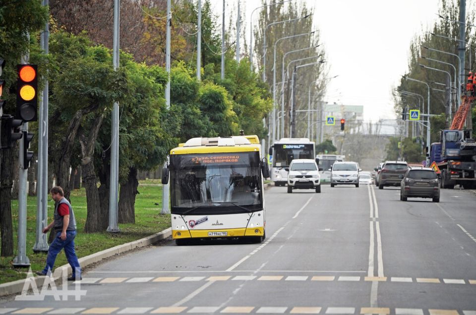 ДНР до конца года получит 40 единиц общественного транспорта — Бондаренко