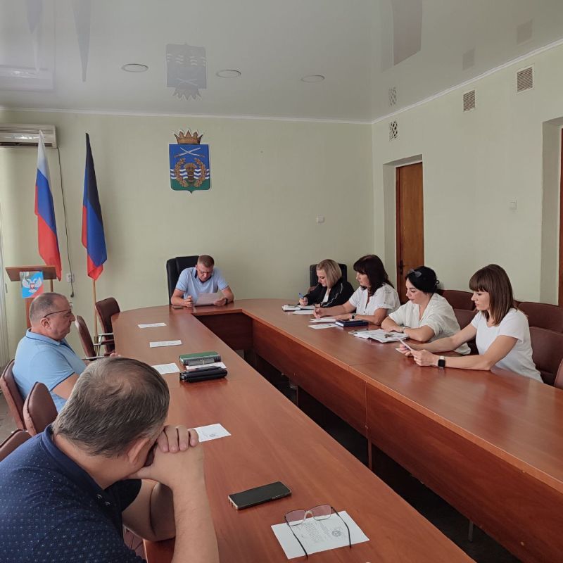 Сергей Юзвинкевич: Во исполнение поручения Главы Донецкой Народной Республики Дениса Владимировича Пушилина в Володарском муниципальном округе прошло четвертое заседание межведомственная рабочая группа по вопросам охраны...