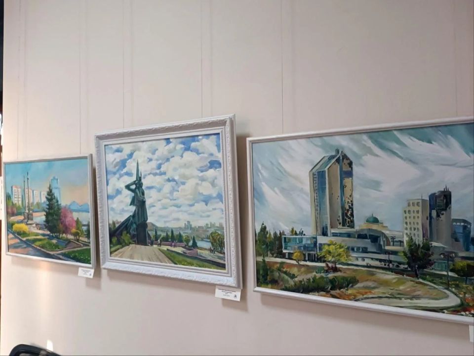 27 августа в Донецком художественном музее торжественно открыли выставку «Пейзажи шахтерской столицы»