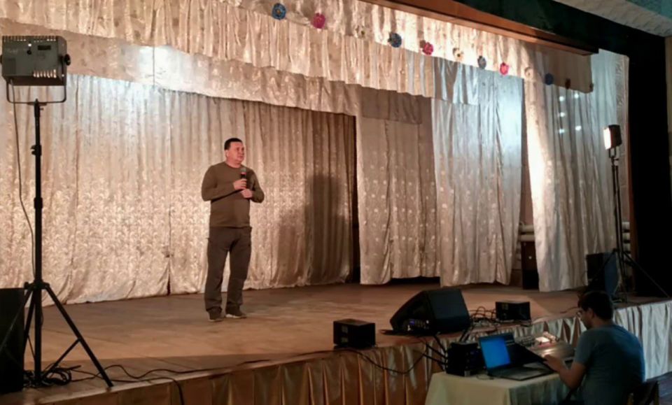 Игорь Лызов: Открыл праздничный концерт в рамках проекта «Культурный август» в пос