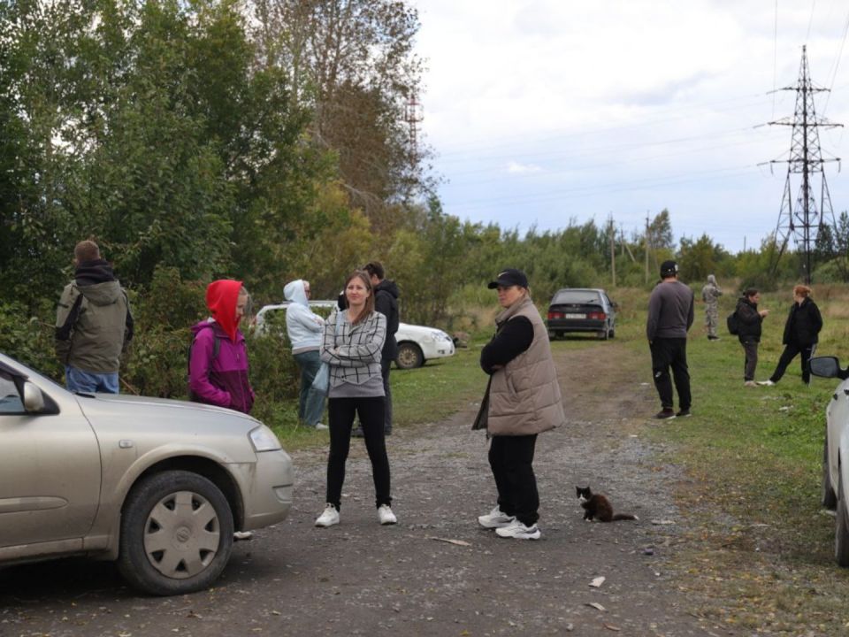 «Могли куда-то увезти»: соседи назвали версию исчезновения мальчика в Артемовском