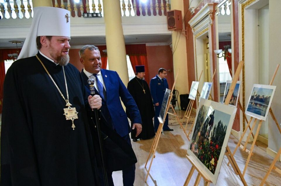 Никто, кроме нас. В Донецке наградили отличившихся жителей