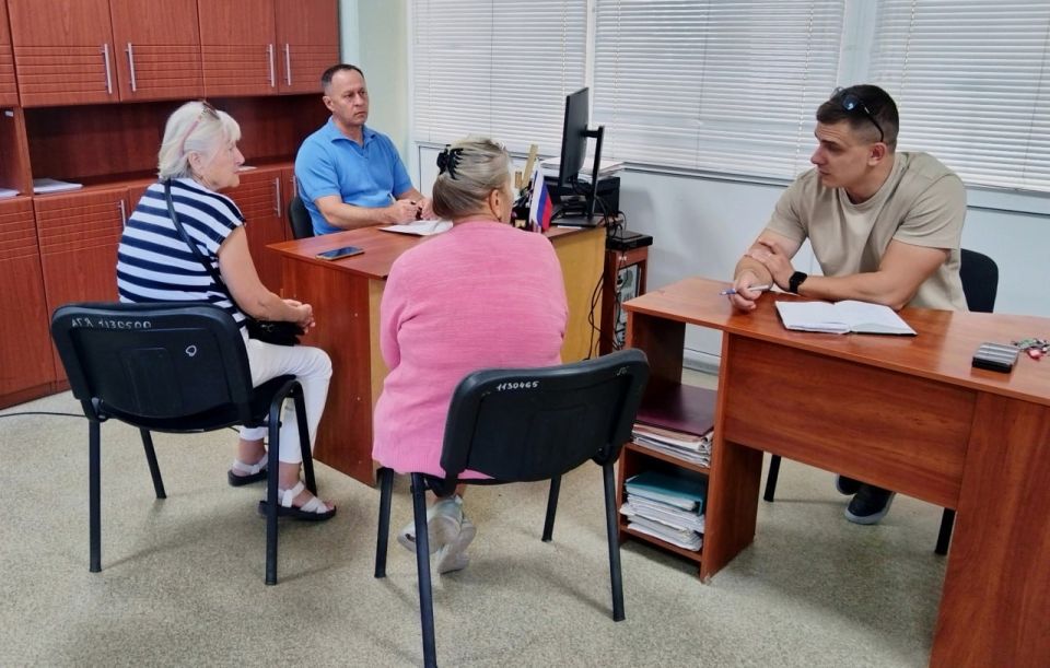 Александр Пеняев: 28 августа провел личный прием граждан в администрации округа