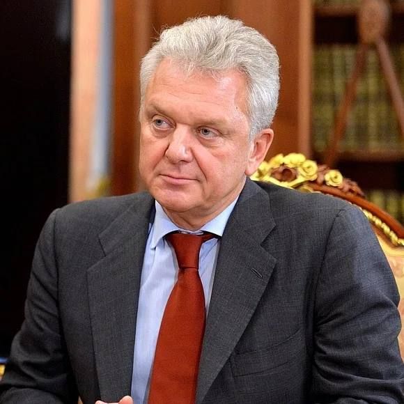 Владислав Васильев: Сегодня день рождения у моего наставника, умнейшего и образованнейшего человека, Виктора Борисовича Христенко