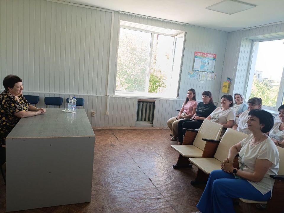 Важные вопросы социальной защиты: встреча с трудовым коллективом отделения социальной защиты населения № 28 филиала Республиканского центра социальной защиты населения Тельмановского муниципального округа