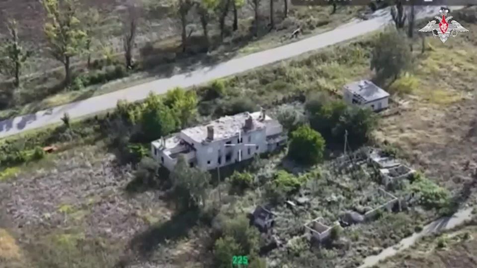 ВКС России разнесли пункт управления БПЛА противника в районе населённого пункта Петропавловка на Купянском направлении