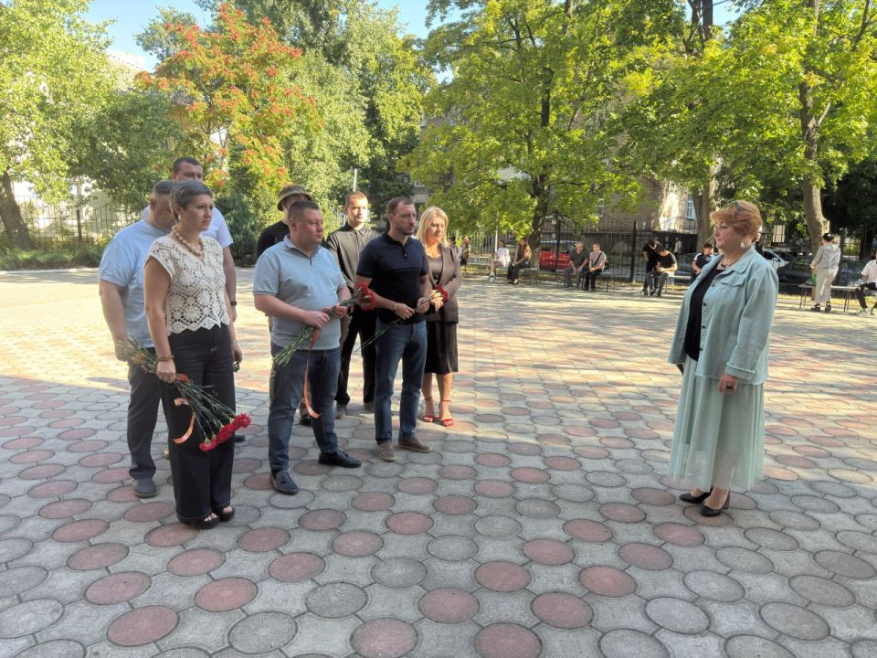 ���� ������: ������ ����� �������. � ����� �������� ����������� ���������� ����������� ��������, ������ �������� ������, ������������ � ������� ��������� ����������� ������ ������� ����� �������� �������� ���������� -...