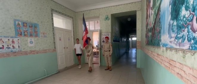 Юнармейцы ВПК «Гвардеец». ГБОУ"Успенская школа Амвросиевского м.о." Брыжак Анна, Бачурина Анна,Лезная Екатерина, Чернявский Ярослав, Антонив Игнат, Заднепровская Ирина