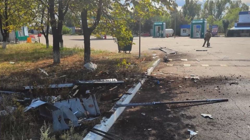 Все атаки сорвали: украинские беспилотники целились по автозаправке и электроподстанции