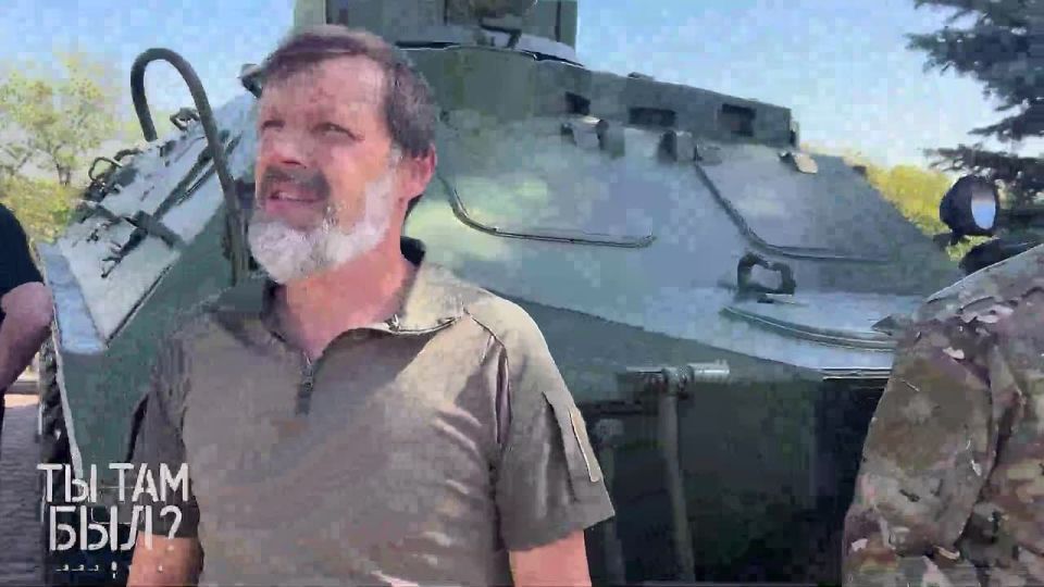 Павел Кукушкин: В День Памяти Александра Захарченко бойцы Дикой Дивизии Донбасса возложили цветы к памятнику Герою ДНР и первому Главе Республики!