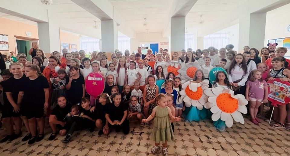 Сергей Ермаков: 1 сентября вместе с председателем городского совета Еленой Петрухиной посетили День открытых дверей в Доме творчества Снежного