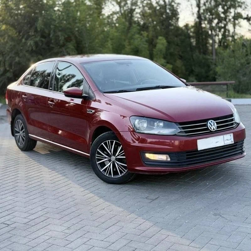 1 100 �.�. Volkswagen Polo, 2017 �.�