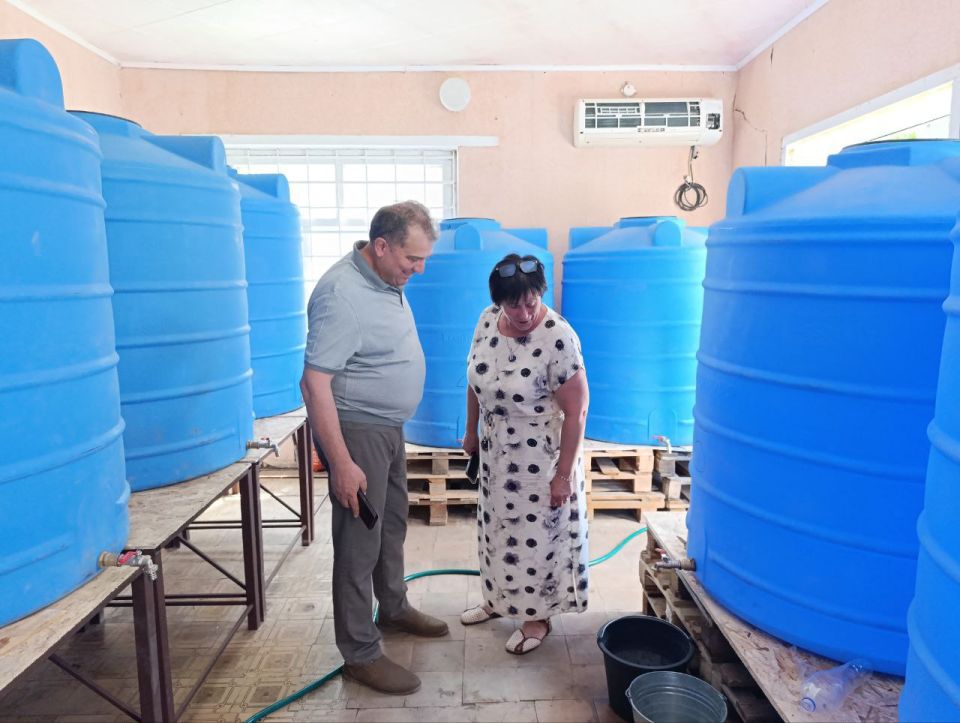 Таймураз Арсоев: В рамках исполнения поручения Главы Донецкой Народной Республики Дениса Пушилина, осуществил контроль за обеспечением жителей водой в селе Привольное