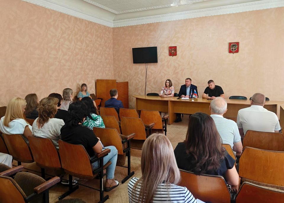 Сергей Ермаков: 1 сентября провел малое аппаратное совещание с начальниками отделов и структурных подразделений