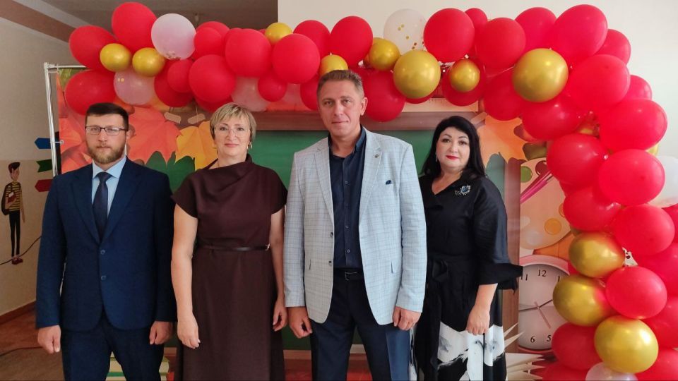 Александр Качанов: В Докучаевске прошёл День знаний в школах округа