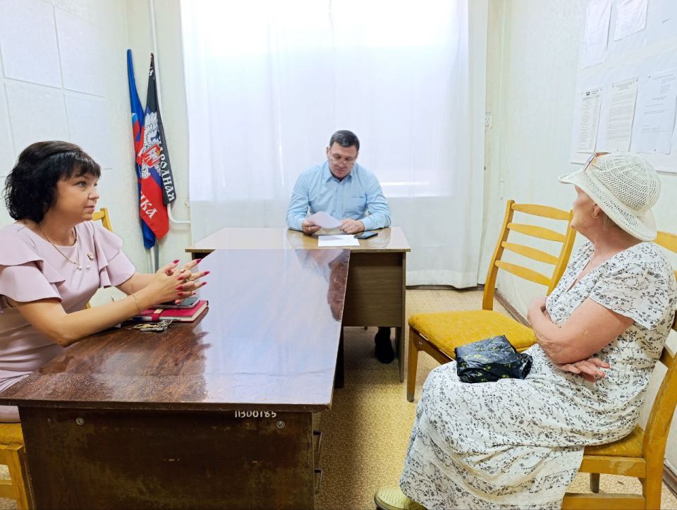 Глава Амвросиевского муниципального округа Игорь Лызов провёл приём граждан