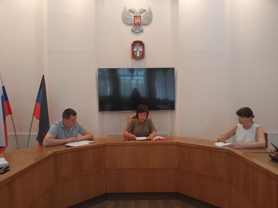 ������� ����������: ���������� � ������-������� �������