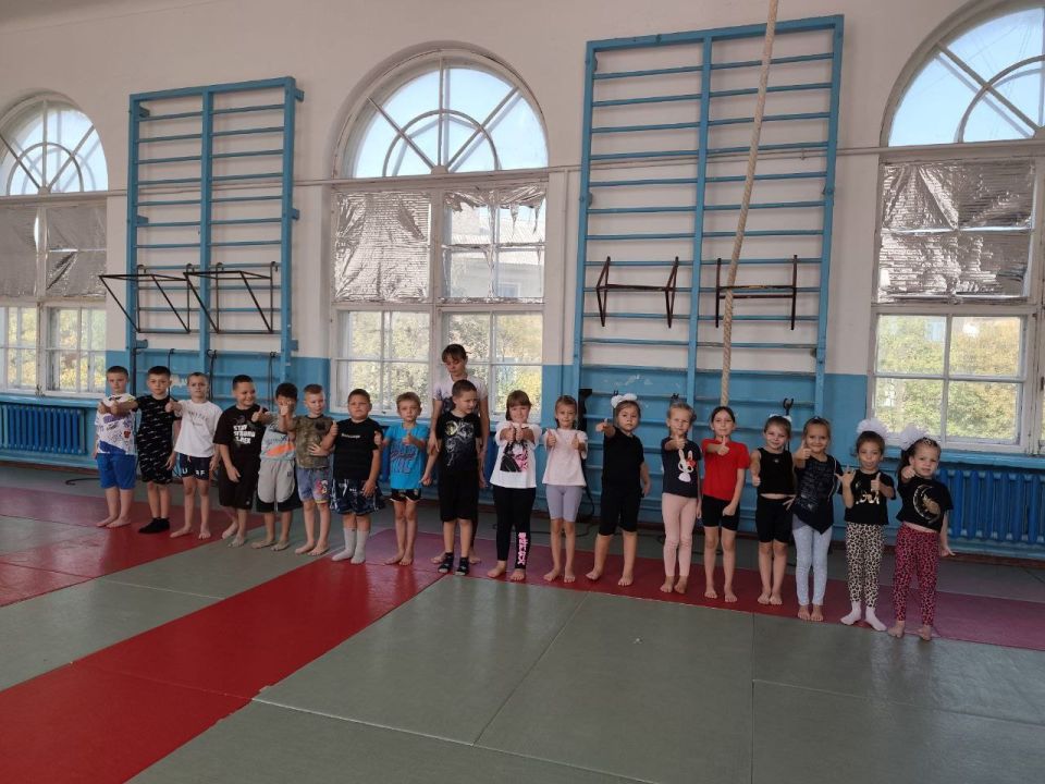 В городе Комсомольское прошли спортивные игры